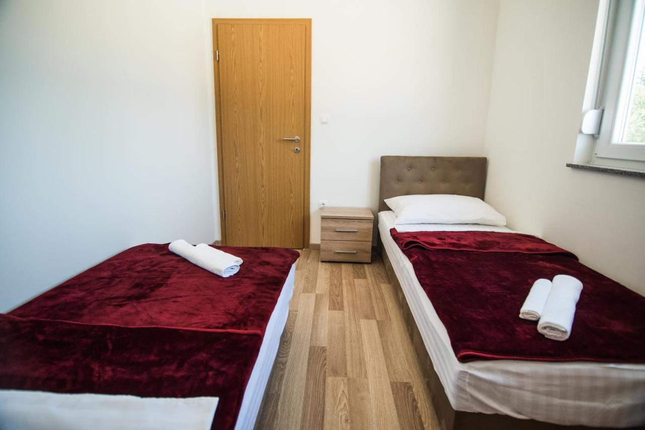 Apartments Slapovi Studenci Ngoại thất bức ảnh