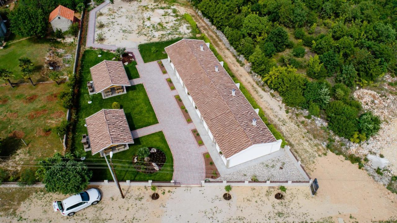 Apartments Slapovi Studenci Ngoại thất bức ảnh